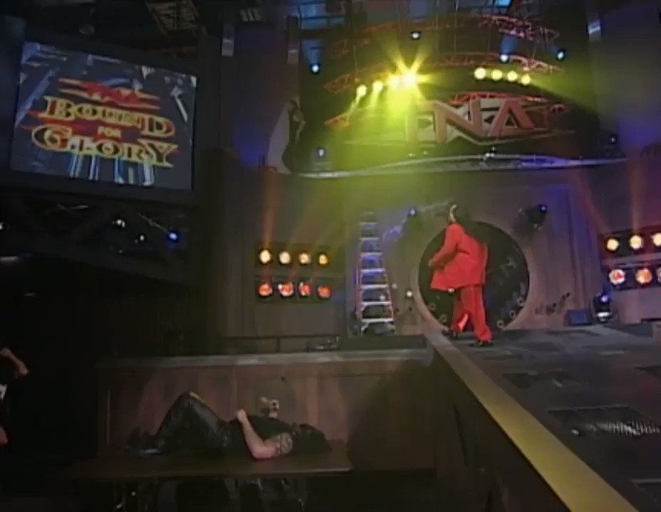 RT @garrettkidney: Jeff Hardy hit his most insane Swanton Bomb 16 years ago today. https://t.co/9FcOQqmgn7