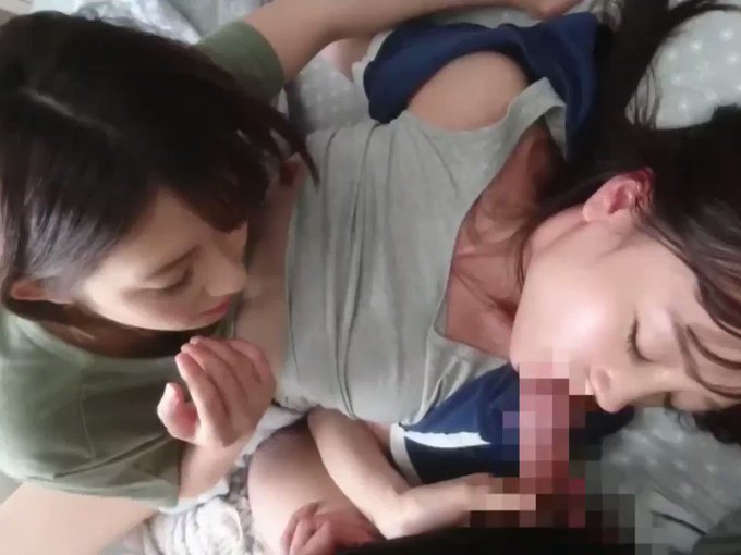 彼女がいない間に彼女の友達2人とこっそり。このまったりした感じが余計に興奮します。幸せすぎますね。
 https://t.co/joFQBNzI0k