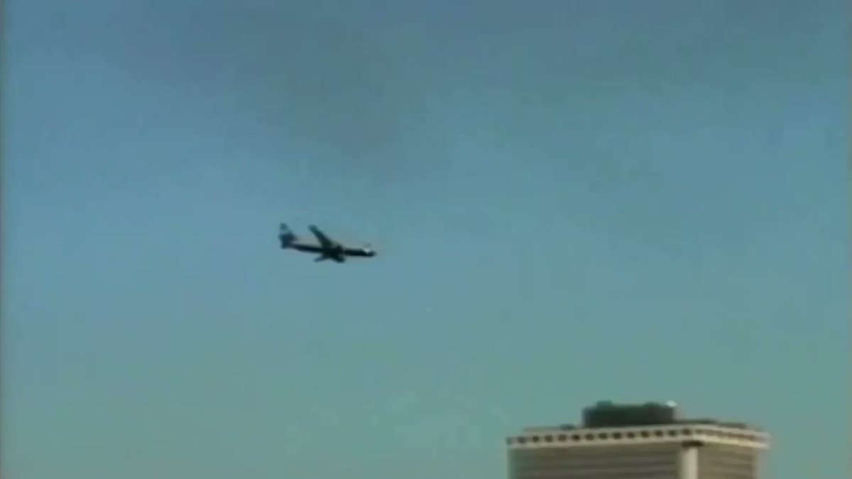 アメに撃たれる9。
a4サイズアート紙。 19年前の2001年9月11日、アメリカで同時多発テロが発生しました