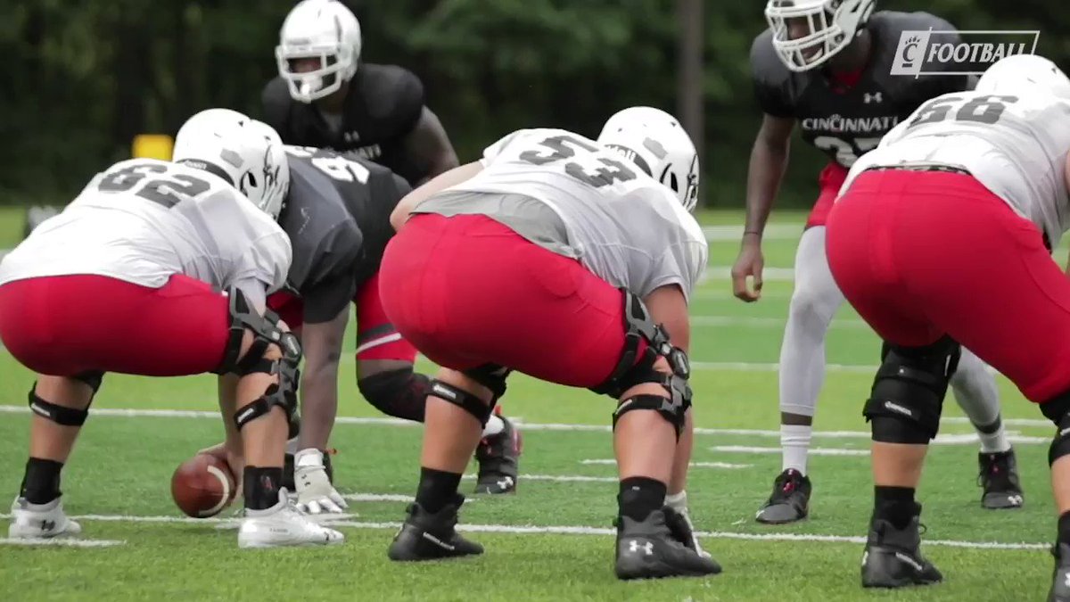 Freshman @GavinGerhardt decided to go the football route for college, but the offensive lineman was 100% from behind the arc during his high school basketball career.
#Bearcats https://t.co/xawA8pdhmb