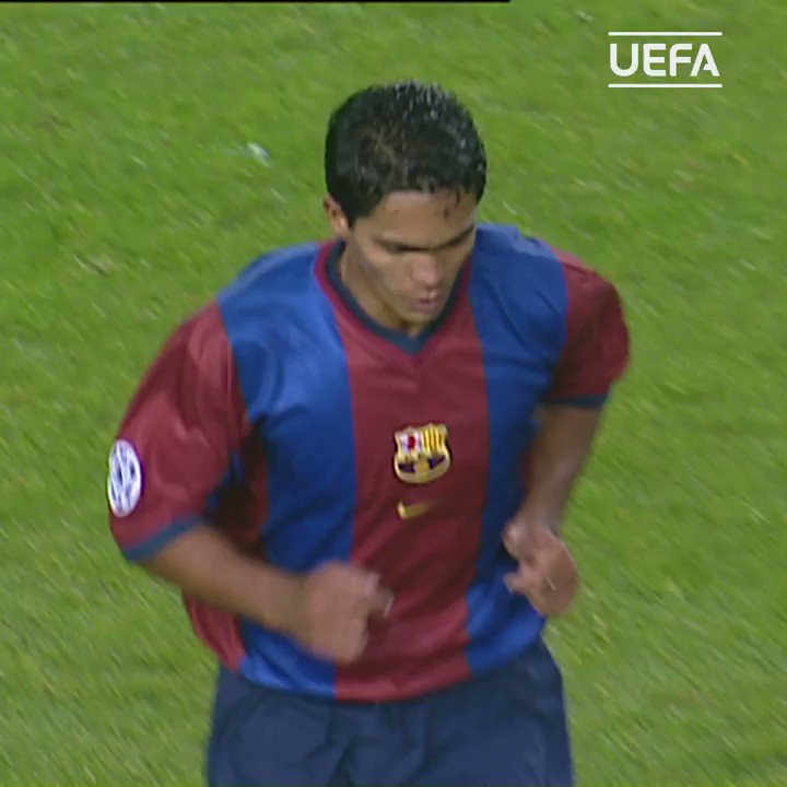 🔵🔴 #OTD in 1998, 18-year-old Xavi Hernández makes his Champions League debut...
@FCBarcelona | #UCL https://t.co/El3rT8HY7U