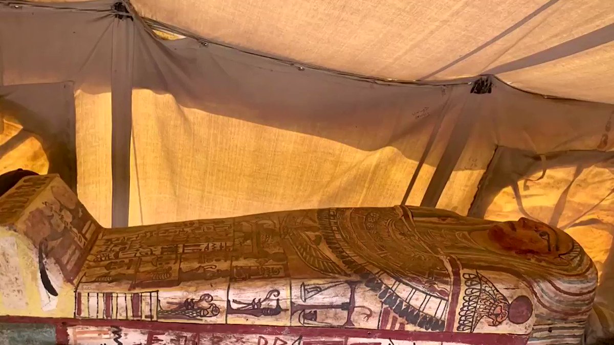 Archaeologists in Egypt have discovered 27 unopened coffins at the ancient necropolis of Saqqara, that are estimated to be more than 2,500 years old. The wooden sarcophagi are ornately decorated and covered in hieroglyphs. More here: https://t.co/SQAjdjvvJ7 https://t.co/86l6ePq081