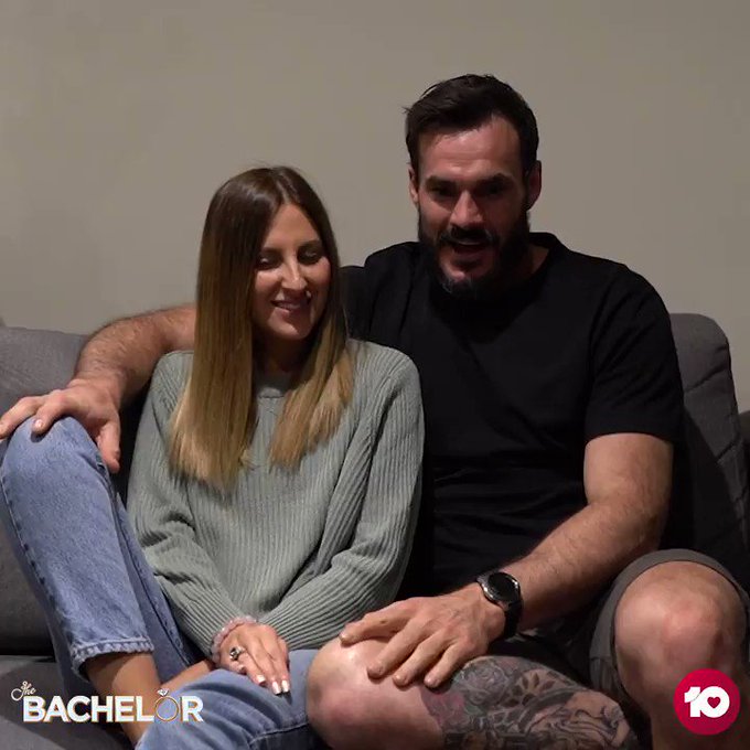 Topics tagged under thebachelorau on bachandbachettefans.net - Page 3 DFFMXBHdL7Z0xGU6