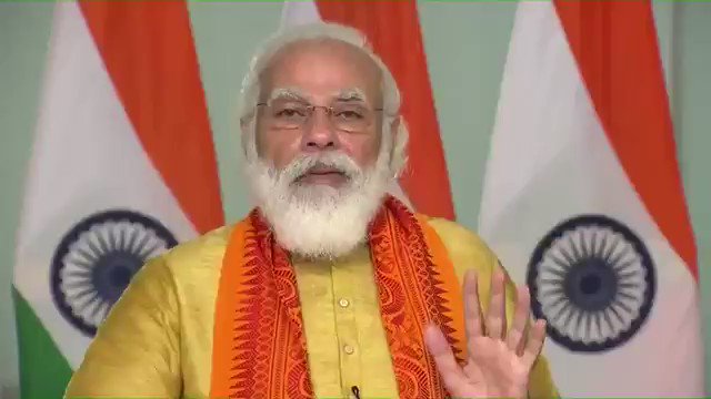 गंगा जल की स्वच्छता को लेकर अगर वही पुराने तौर-तरीके अपनाए जाते, तो आज भी हालत उतनी ही बुरी रहती।
लेकिन हम नई सोच, नई अप्रोच के साथ आगे बढ़े।
आज हुए लोकार्पण के साथ उत्तराखंड में नमामि गंगे कार्यक्रम के लगभग सभी बड़े प्रोजेक्ट्स पूरे हो चुके हैं। #NamamiGange https://t.co/ySAU2CC3aC