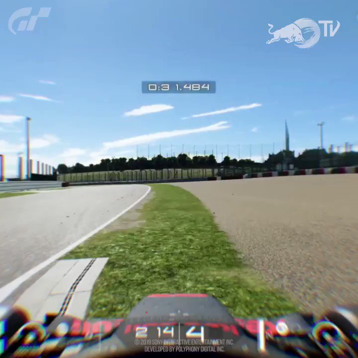 グランツーリスモSPORTでレッドブルのドライバーに挑戦！