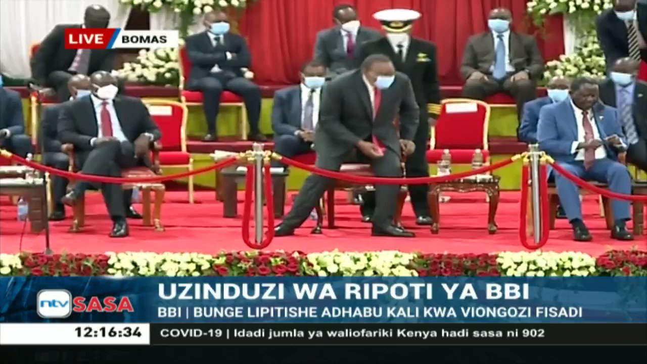  launch attendees sing Happy Birthday to President Uhuru Kenyatta at Bomas. 