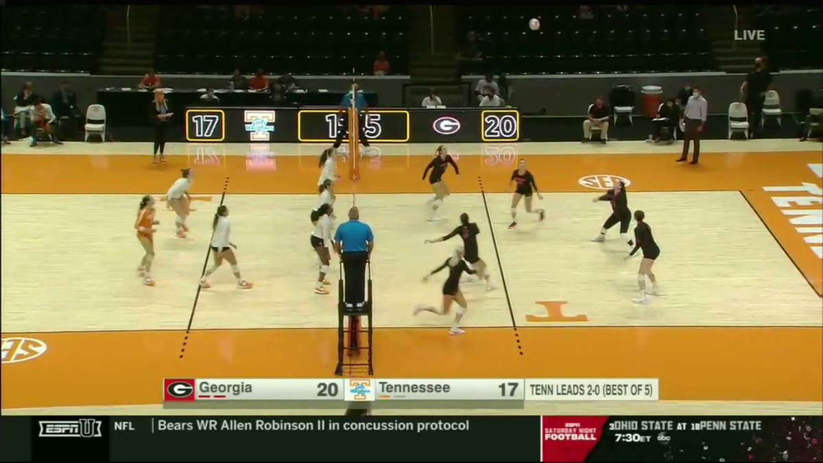 THE BUSINESS BUN!!!!
cc: @brynn_chandler // @Katie_George05
Set 3️⃣
🐶 21
🔶 17
Watch live:
🖥 https://t.co/0iaEygNTmh
#GROW | #GoDawgs https://t.co/SGJYVoU0Qg