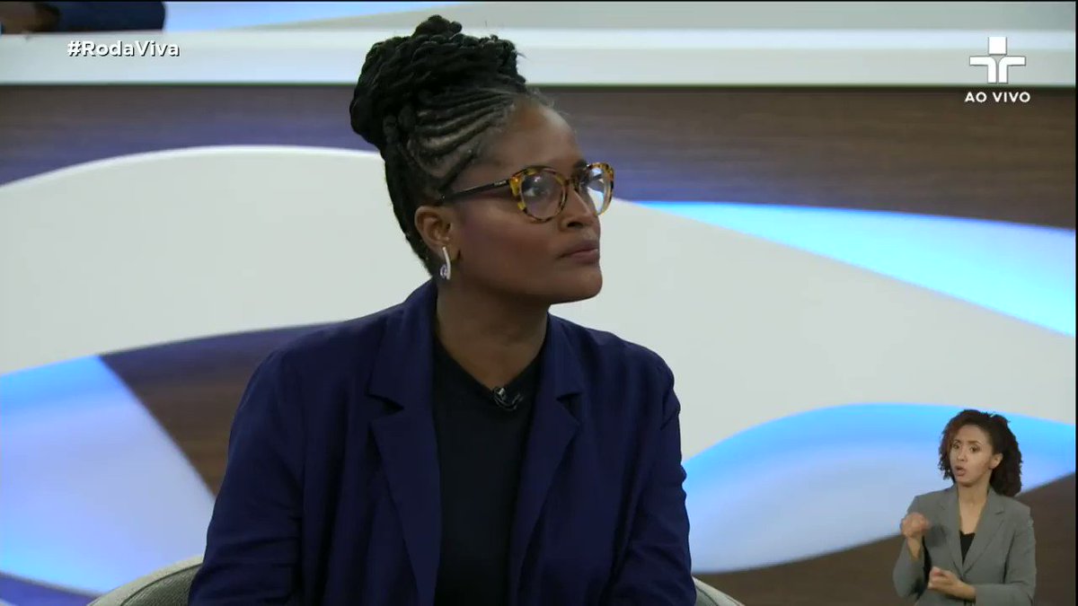 Roda Viva on Twitter: ""É interessante que a branquitude não pensa que branquitude também é uma identidade. Masculinidade também é uma identidade. 'Identitários' são sempre os outros", diz Djamila Ribeiro. #RodaViva… https://t.co/wlCmzCp72U"