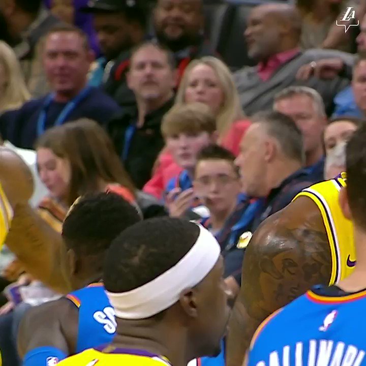 One year ago today: LeBron hugged Dennis Schroder during a free throw.
Now, they’re teammates 😂🤗
(via @Lakers) https://t.co/3OYzOPMVOD