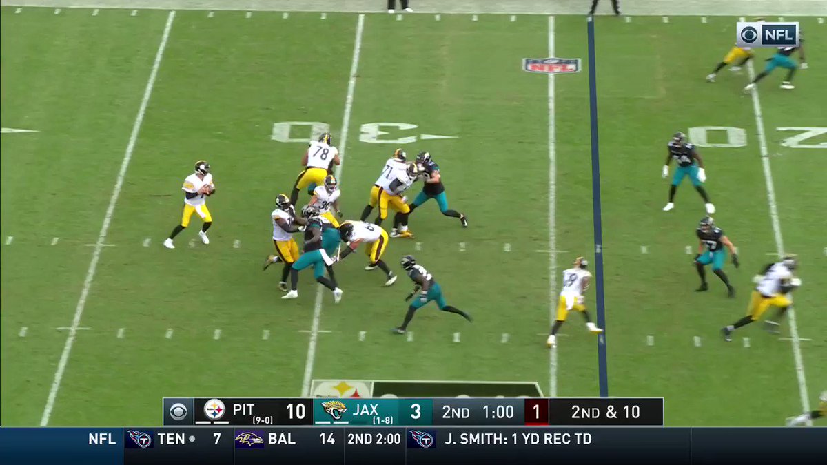 @PFF's photo on Diontae Johnson
