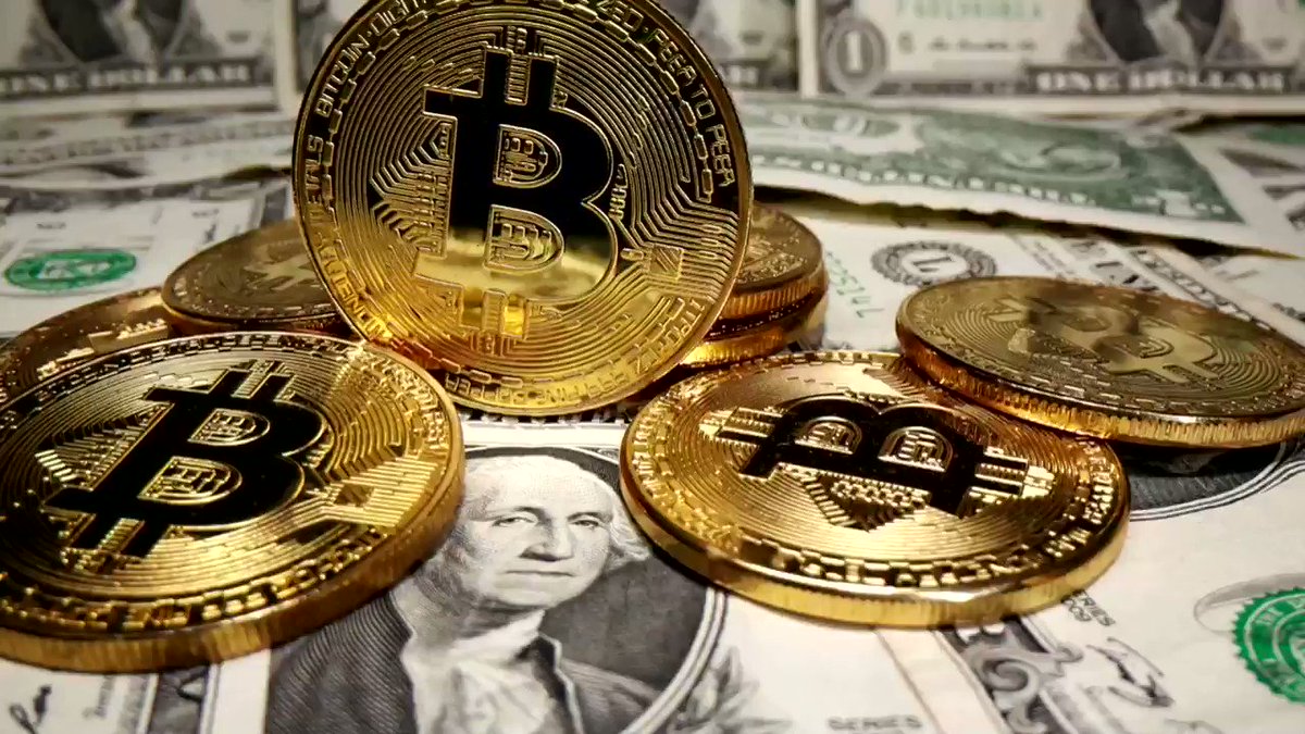 Bitcoin surged to a record against the dollar as its 2020 rally powered on, fueled by a demand for riskier assets amid unprecedented fiscal and monetary stimulus. Read more https://t.co/WkRzHgraLc https://t.co/Bq3OwjF1LU