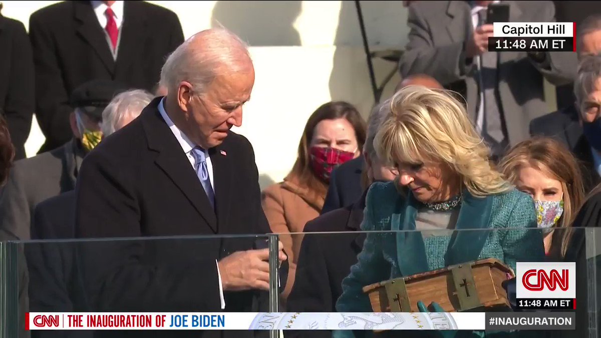 BREAKING: Joe Biden is sworn in as the 46th president of the United States https://t.co/tcmAzrzqTx https://t.co/ShNj0rc7oT