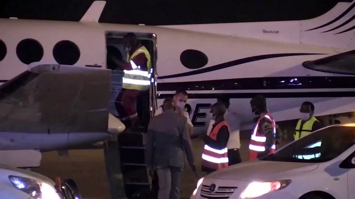 Guinea will start vaccinating its people against a latest Ebola outbreak as vaccines arrived in the capital Conakry after a delay due to bad weather https://t.co/Zvj7k0OdKe
