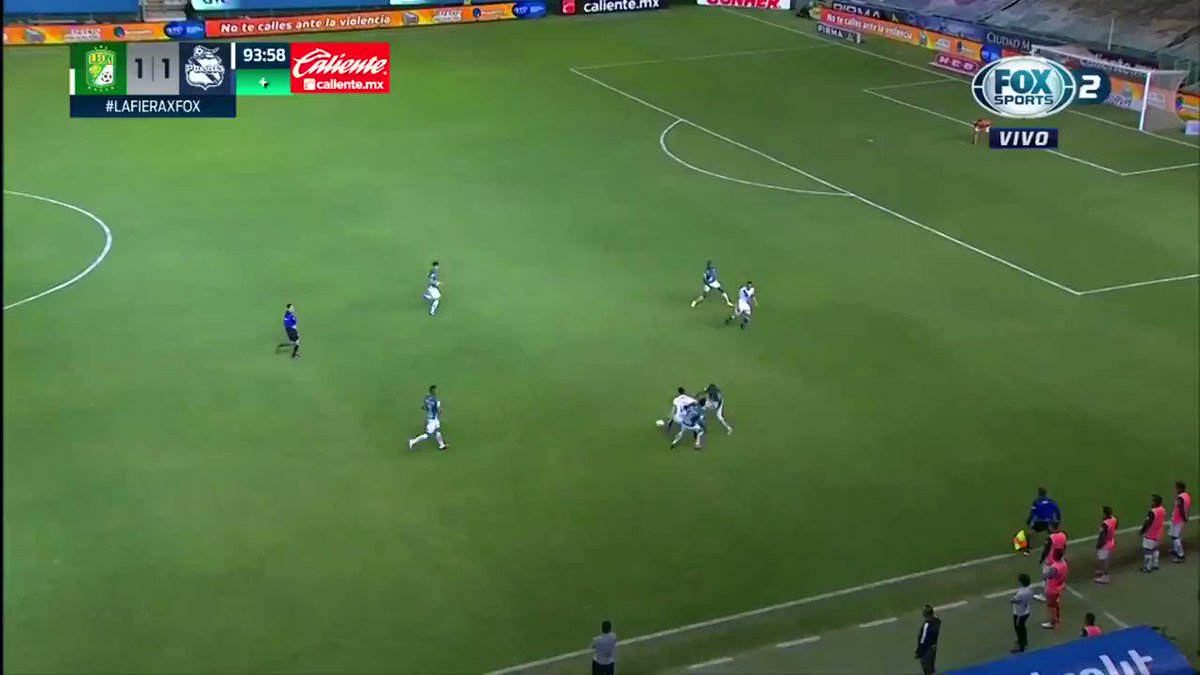 ¡LOS ENFRANJADOS SE LLEVAN EL TRIUNFO DE ÚLTIMO MINUTO! 🎽🔥
@clubleonfc 1 - 2 @ClubPueblaMX l #Guard1anes2021 l J9
Métele a la #LigaMx en https://t.co/ePBeOP0rVP ➡️https://t.co/ec4ZBTIacS
#MásAcciónMásDiversión #ApuestaPorLaLigaMX https://t.co/2LZ918C37F