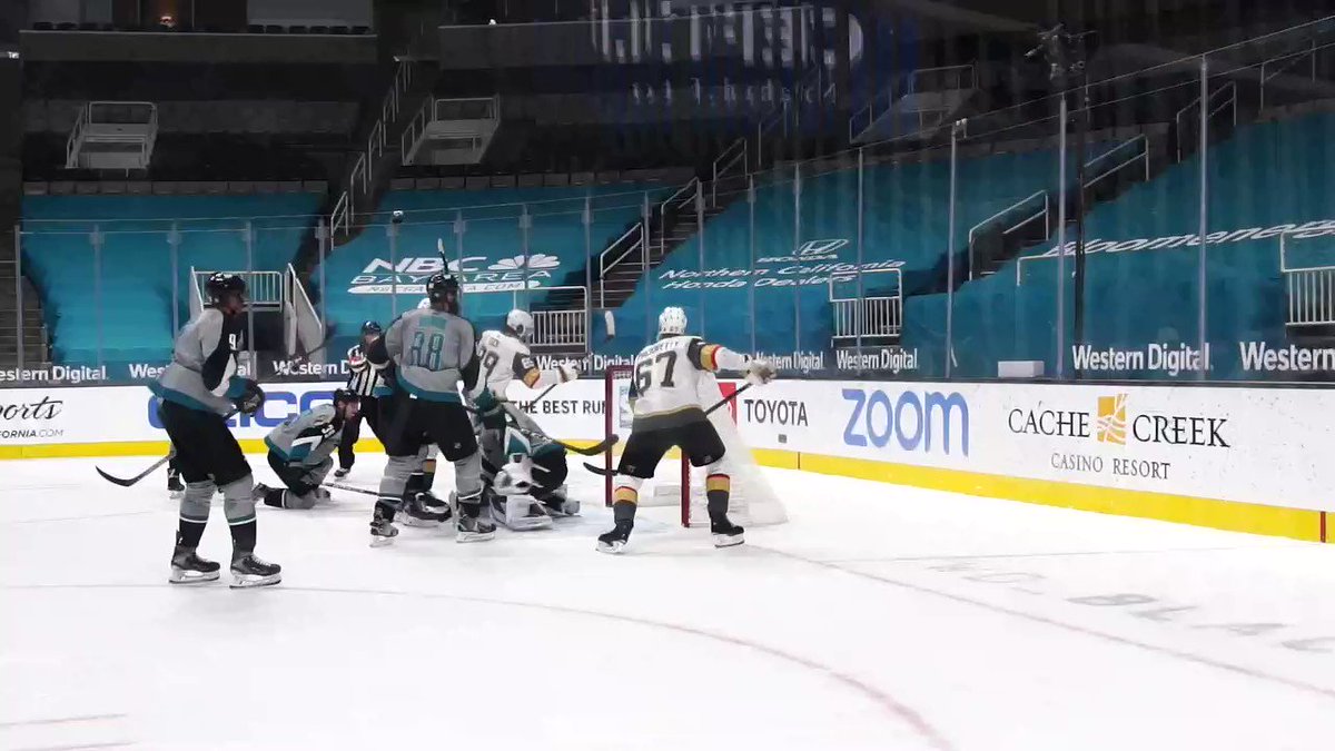 @GoldenKnights's photo on Alex Tuch