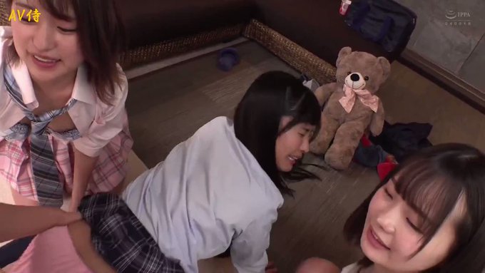 【30％オフキャンペーン】
渚みつきちゃん、久留木玲ちゃん、松本いちかちゃん。最強すぎる3人の共演でござる。

https://t.co/OIbwDENMJn https://t.co/skosuQ5r4K
