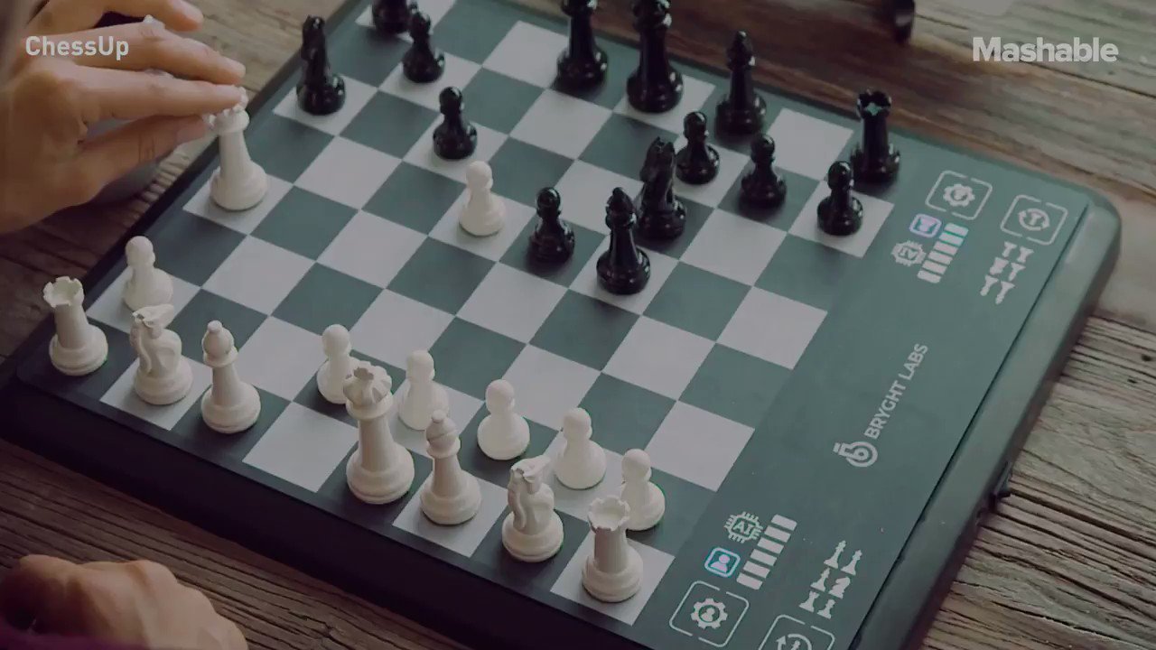 You'd be better at chess if you played with this AI instructor