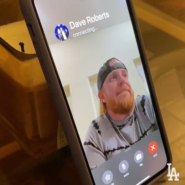 RT @Dodgers: JT's busy right now. Can he call you back? https://t.co/MYSzguzunl