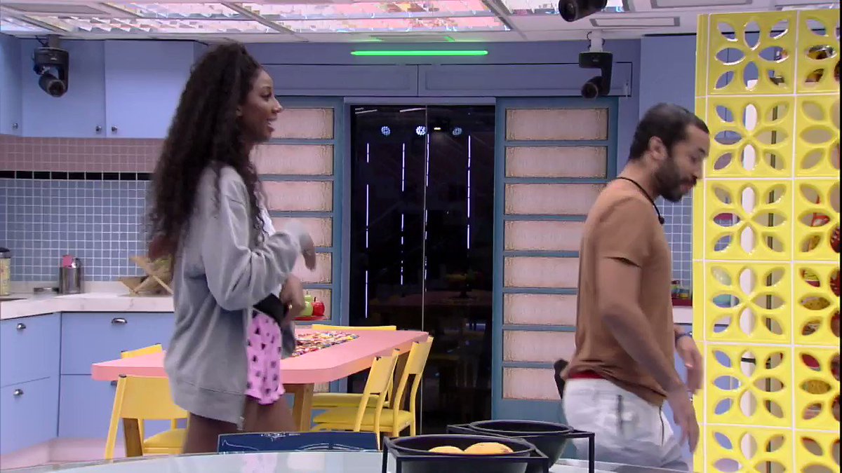 Do nada...
#RedeBBB #BBB21 https://t.co/PiSQdmmtzj