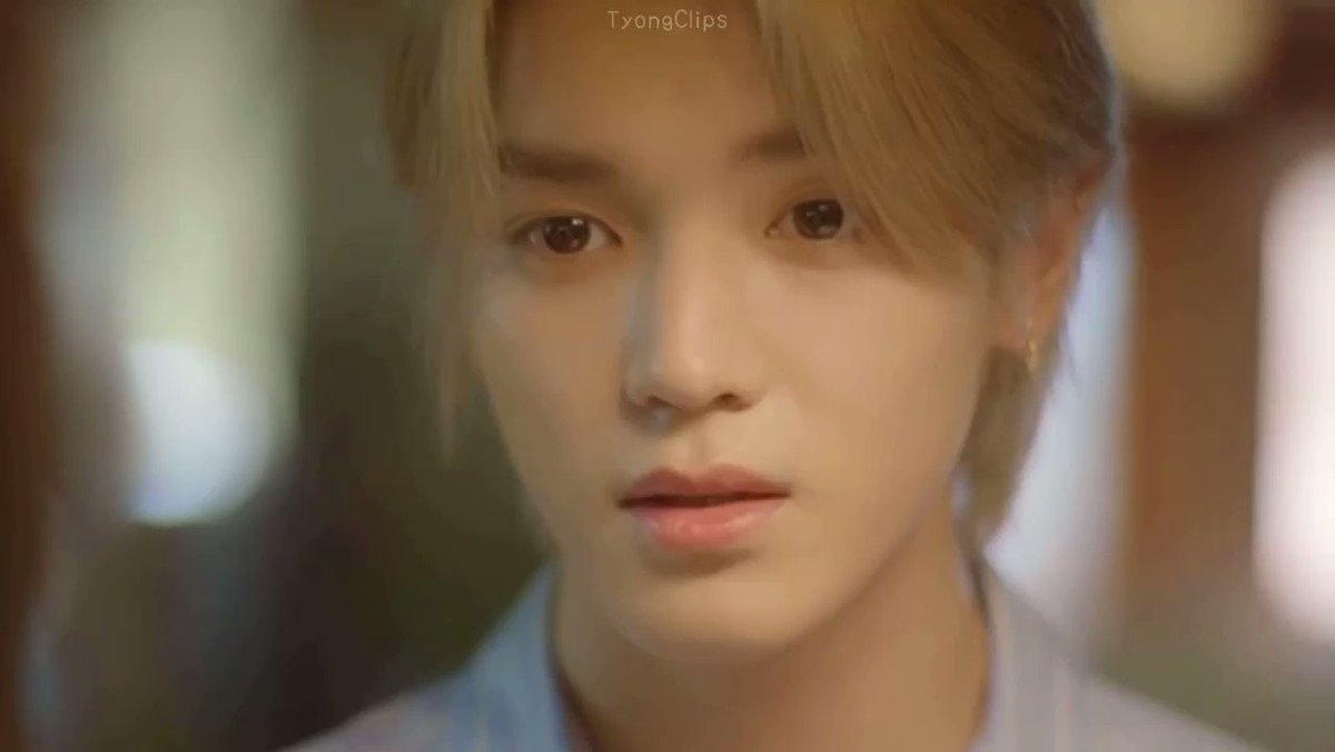 RT @tyongclips: #TAEYONG: i love your blonde hair, i love your lovely eyes https://t.co/wcKQ5My6V1