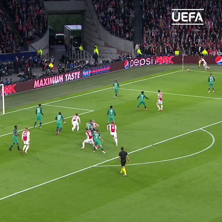 ๐
Two years since THAT unforgettable night for Lucas Moura & Tottenham โฝ๏ธโฝ๏ธโฝ๏ธ
@SpursOfficial | #UCL https://t.co/PDpVT7qqv4