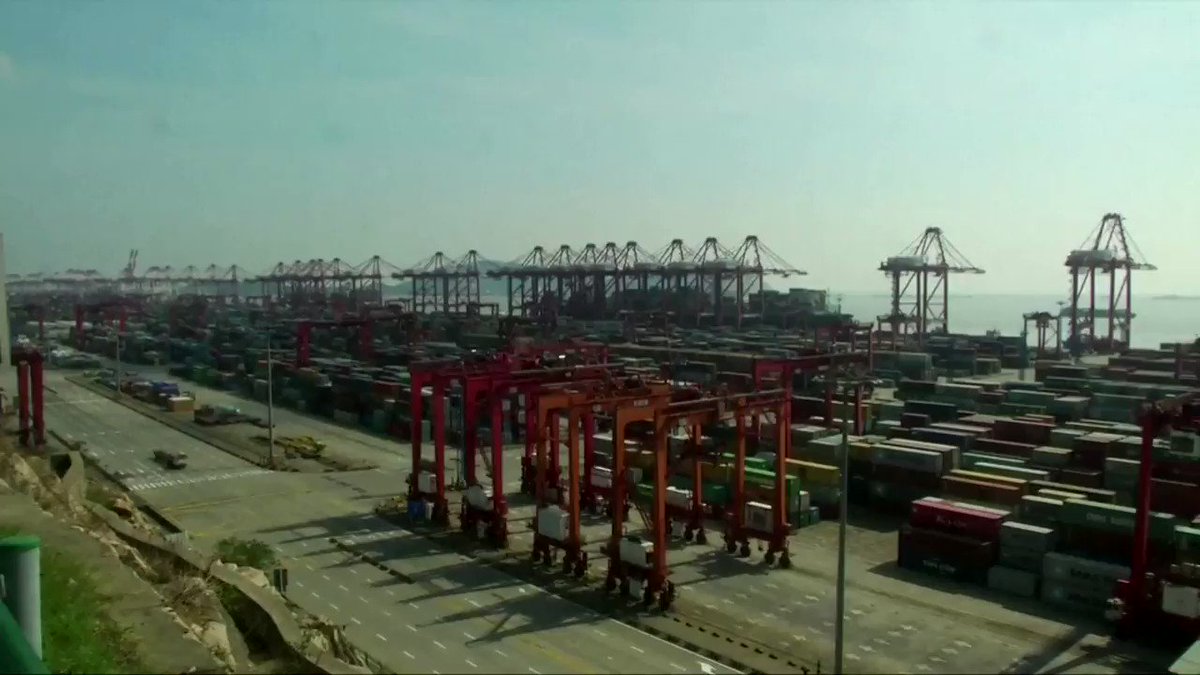 Denmark's Maersk said it expected its âexceptionally strongâ performance in the first quarter to continue for the rest of the year, driven by high demand for shipping containers from China to the United States. Read more https://t.co/Jq7M3tTxqu https://t.co/rrIrcxlEsX
