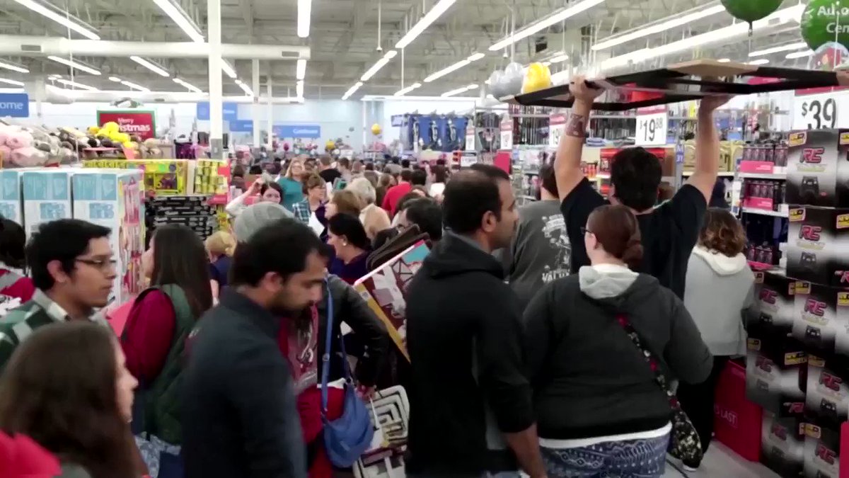 Sales at U.S. department stores are expected to jump 25% during this year's back-to-school shopping season https://t.co/7aEAHkuoCc https://t.co/QlbCgxAKdj