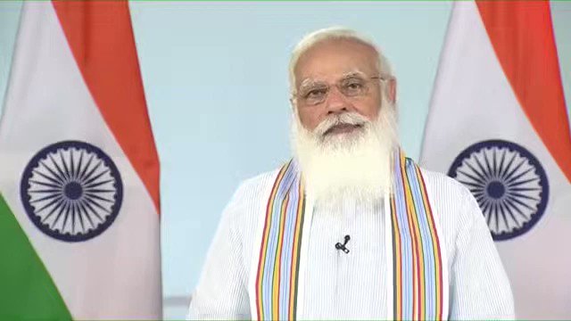 कोरोना से लड़ रही वर्तमान फोर्स को सपोर्ट करने के लिए देश में करीब 1 लाख युवाओं की ट्रेनिंग का लक्ष्य रखा गया है।
इससे जुड़ा कोर्स दो-तीन महीने में ही पूरा हो जाएगा। इस अभियान से हेल्थ सेक्टर की फ्रंटलाइन फोर्स को नई ऊर्जा भी मिलेगी और युवाओं को रोजगार के नए अवसर भी मिलेंगे। https://t.co/F0A1HgbBAe