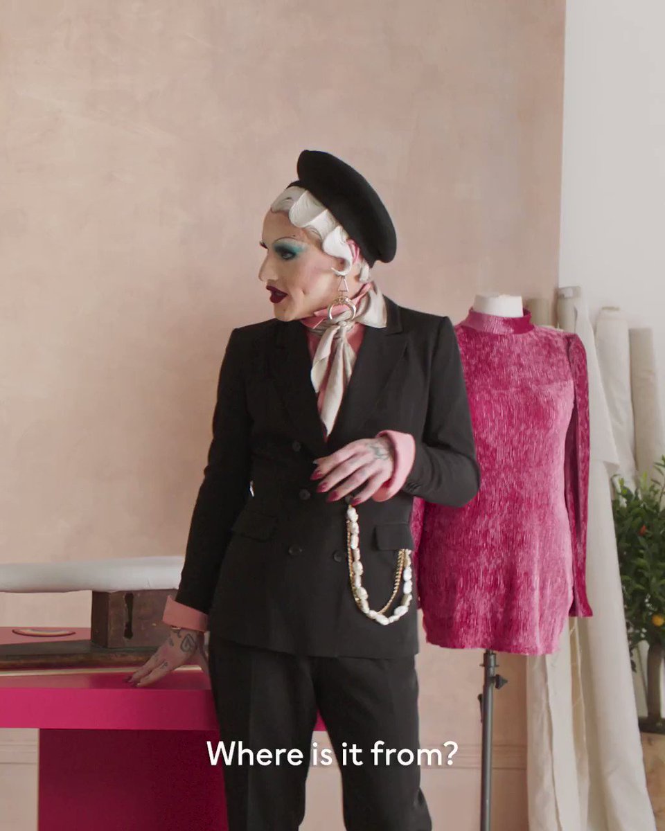 Enter the fabulous world of Upcycling with Alva Claire and @dragraceukbbc’s very own @misterjoeblack – all on this week’s episode of The Small Things! Subscribe to the series now on the @hm YouTube Channel #HMTheSmallThings #LetsChangeFashion #HM https://t.co/CAwZsJJkqy https://t.co/LjJ6L3sduK