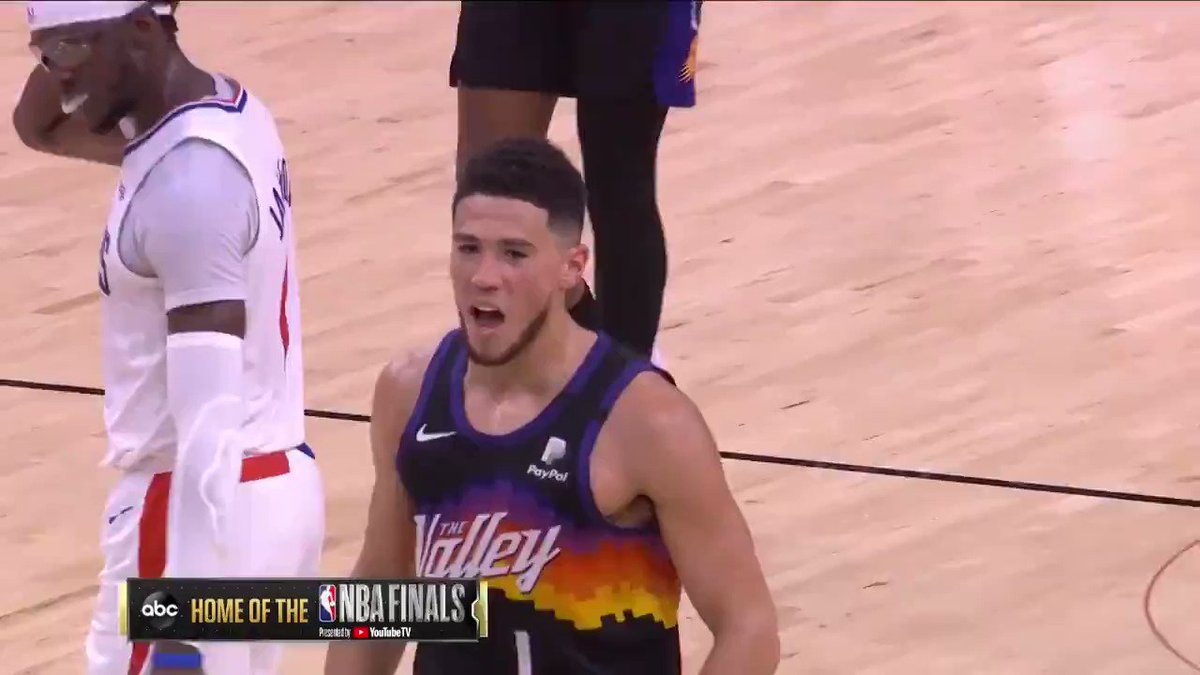 1-0 mood. 😤
40 PTS, 13 REB, 11 AST pour @DevinBook
#ThatsGame #NBAPlayoffs
#NBASundays https://t.co/7iTQLgpSeo