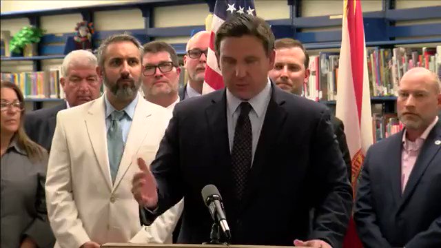 @DailyCaller's photo on Ron DeSantis