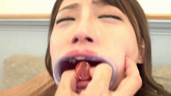 ギャルの七瀬ひなちゃんの喉奥を開発しよう

#七瀬ひな https://t.co/TloVVuWkhH