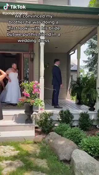 もしも結婚式に親友がドレスを着たら…
最高の反応wwwww

 https://t.co/EswYDP0oRH