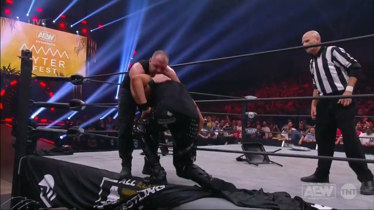 @AEWonTNT's photo on #AEWDynamite