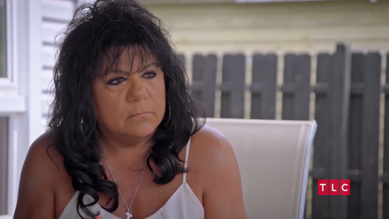 Season Finale Special, sMothered
