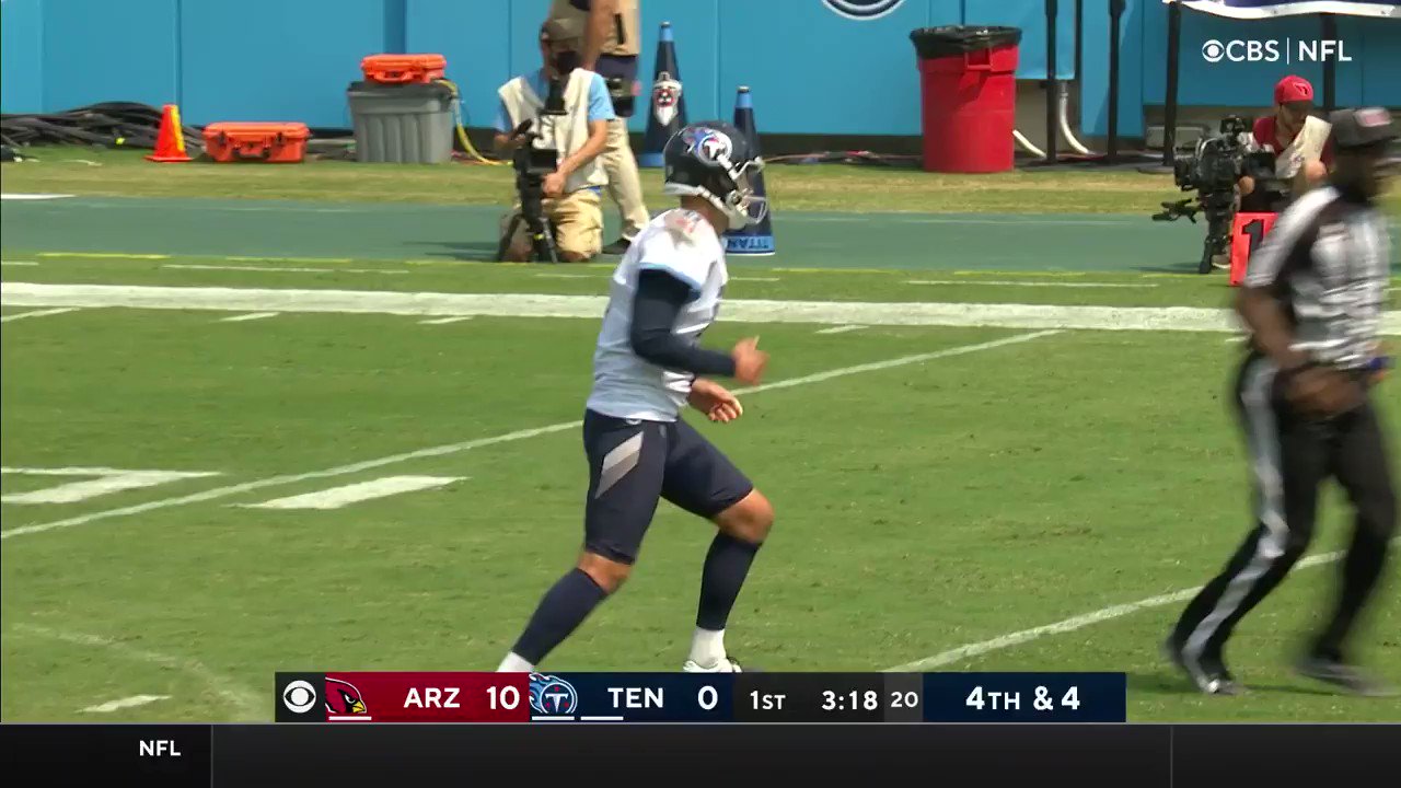 Titans (Oilers Version) on X: 🚨 Fake Punt Alert 🚨 📺: Watch #AZvsTEN on  @NFLonCBS  / X