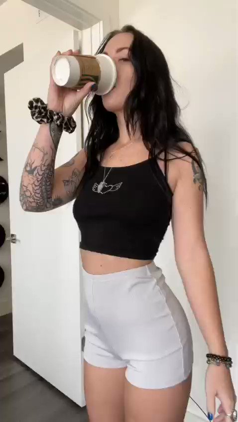 𝚃𝚒𝚔𝚃𝚘𝚔 𝙷𝚘𝚝 on Twitter: