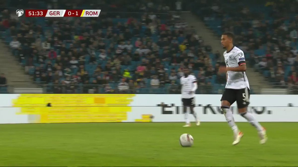 ¡Gooooooooooooool de Alemania! ⚽

Espectacular riflazo de Serge Gnabry para empatar el partido. ¡Partido nuevo en Hamburgo! 🔥

🇩🇪 1-1 🇷🇴 

#Alemania | #Rumania | #CaminoACatar

🔴 ¡En vivo!
📺 TUDN
📲👉