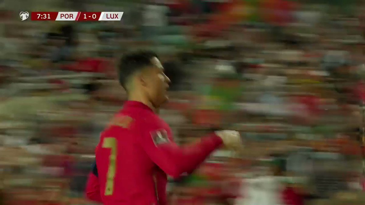 🇵🇹⚽️🔥  ¡Gooool de Portugal!
🇵🇹⚽️🔥  ¡Gooool de Portugal!
🇵🇹⚽️🔥  ¡Gooool de Portugal!

Cristiano Ronaldo abre el marcador vía penal

📲🔴 ¡En vivo!  
📺 TUDN

#CaminoACatar | #WCQ