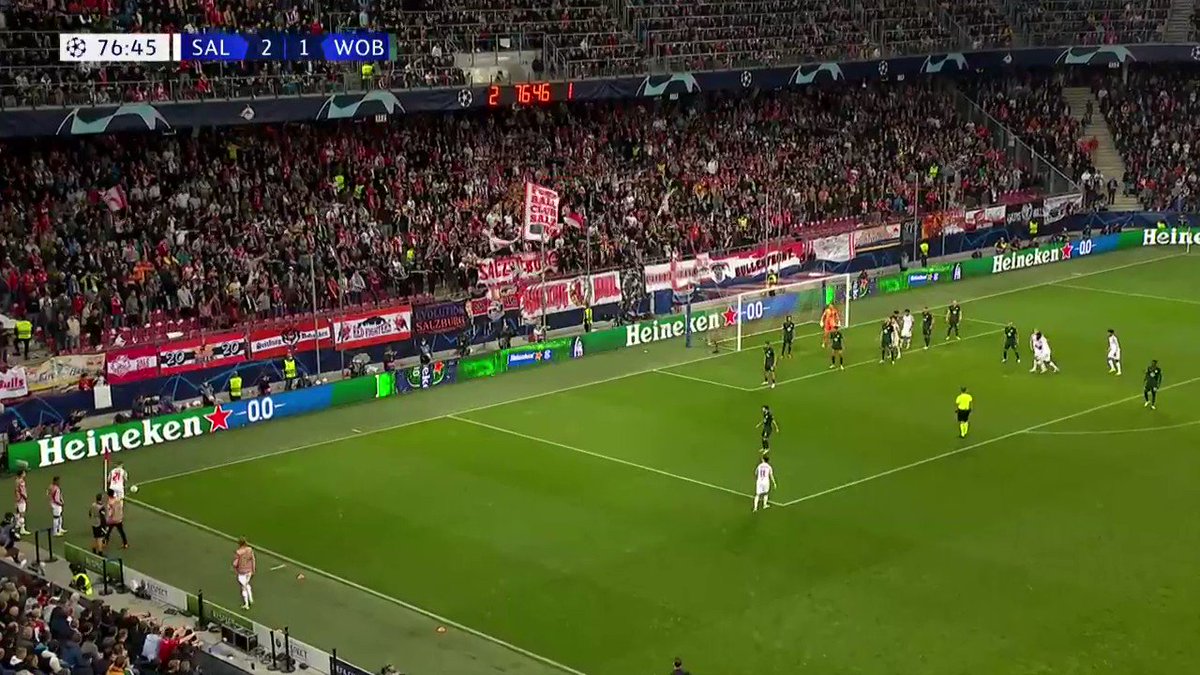 ¡GOOOOL DE SALZBURG! ⚽️✨

¡Increíble! Otra vez desde un tiro de esquina Okafor marca doblete en la Champions League ⚽️

@RedBullSalzburg 3-1 @VfL_Wolfsburg 

EN VIVO 🔴 

#TuChampions l #UCL