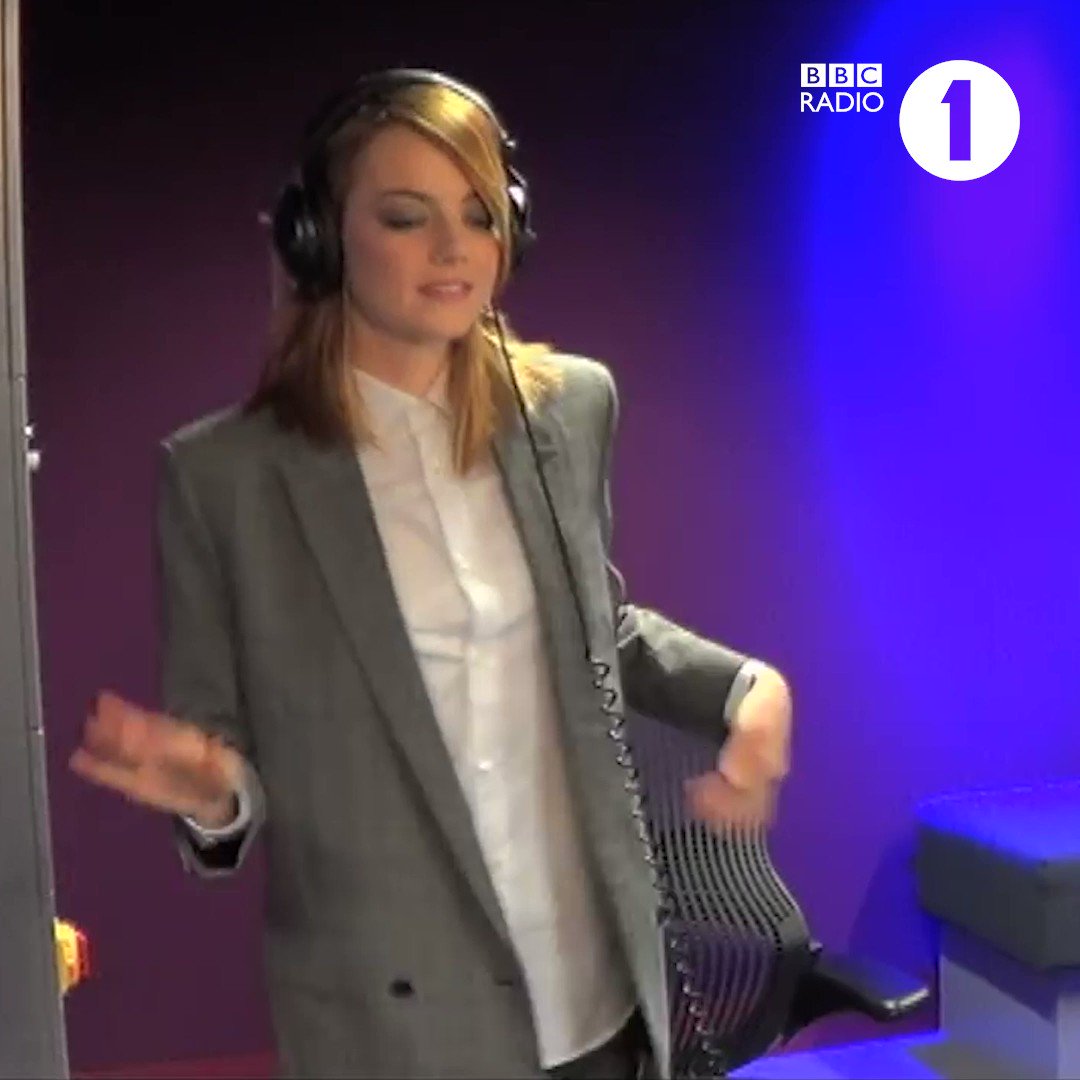 Happy Birthday to Emma Stone! Here s a tb to her and shaking it to Bamboleo 