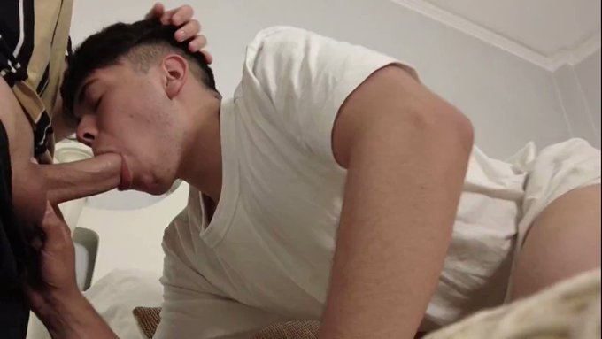 🔥Twink fucks his boyfriend's stepbrother on his face, cuckold boyfriend!🦌
🔥Just for this month 60%📴at