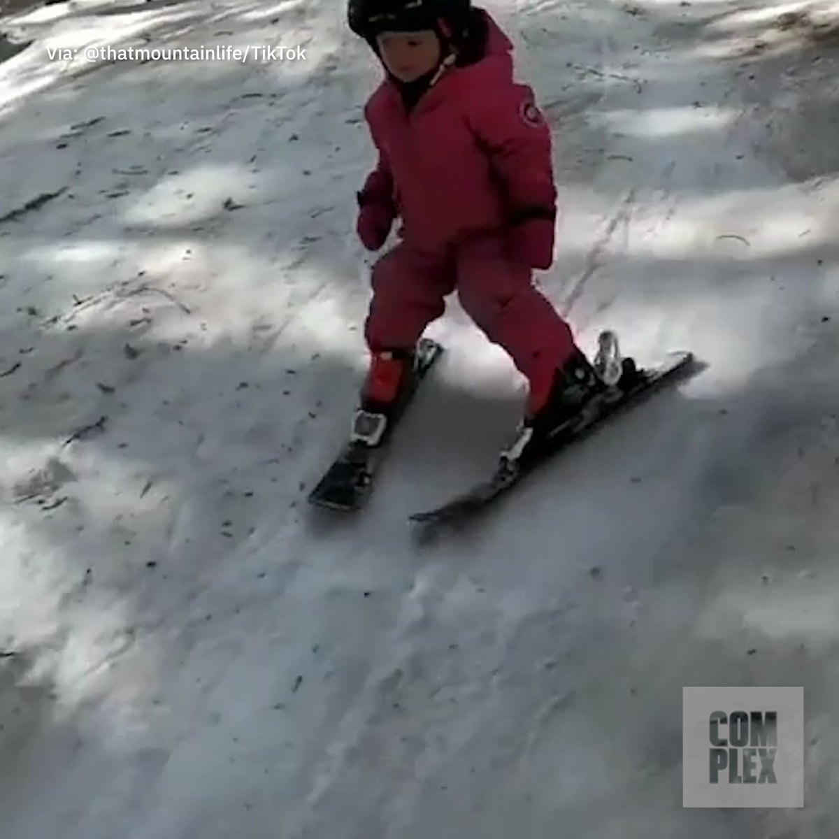 Meet Adia🎿 A mighty 3yearold skiing sensation⛷ 
