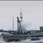 前澤友作さんらを乗せたソユーズ宇宙船がISSへ向け打ち上げ!
