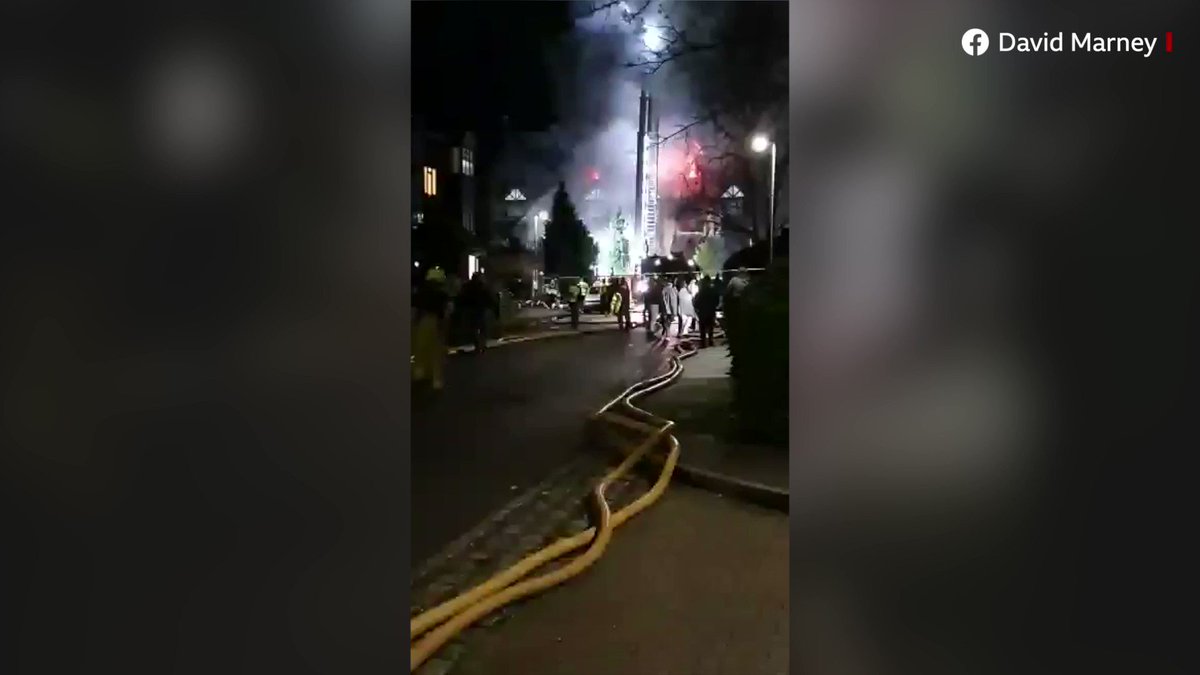 One person has died and several others remain unaccounted for following a fire at a four-storey block of flats in Reading. https://t.co/oxxkoVmtIe https://t.co/9FvbQWOYPu