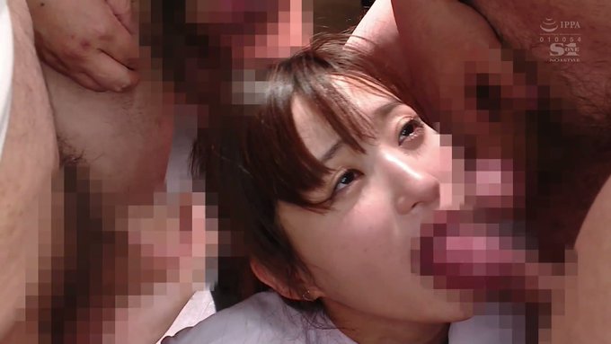 ちょっぴり過激だけど実はかなり楽しんでフ〇ラしてるもえちゃん。制服姿ってのも最高でした。  
https://t.co/g4a6wrVxHg