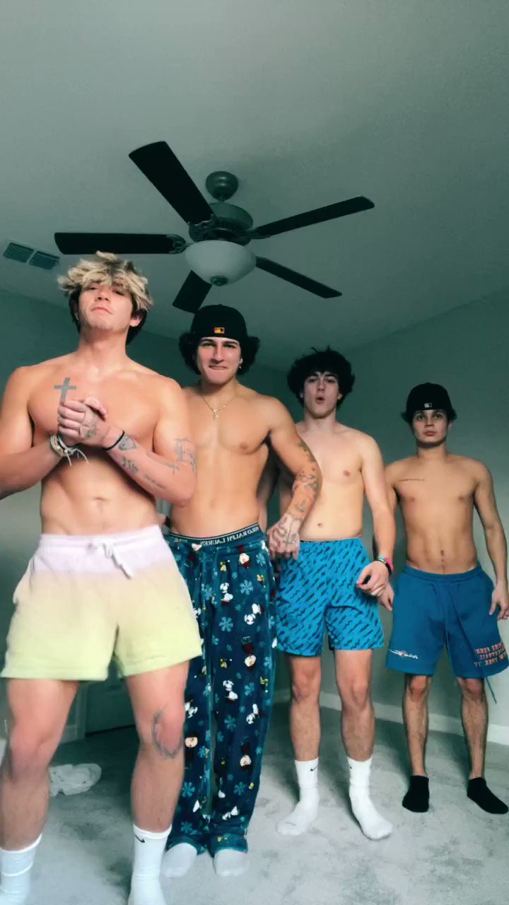 TikTokBulgeHunt on X: A few of you might know Chris Wilson. What a great  video!! Think he knew what he was doing? #bulge #tiktokbulge #shirtlessboys  t.cozHsRKMA3c0  X