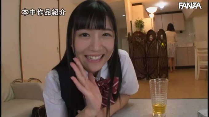 「お姉ちゃんはしない中○ししよ」と誘惑してくる彼女の妹に中○しセッ〇スしまくる作品です💕
控えめに言っても我慢できるわけがない！！

イキまくってる7人のカワイイ妹たちが8時間楽しめるお得作品です💛 https://t.co/0nrHayyvQb
