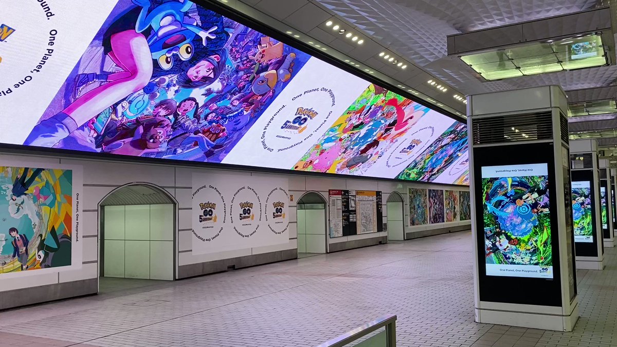 Pokemon Go Japan 1月3日 月 から1月9日 日 まで Osaka Metro御堂筋線 梅田駅 上りホームに ポケモンgo の5周年記念イラストを用いた屋外広告が掲出されています ぜひ 訪ねてみてください 詳しくはこちら T Co Wvykfpswxz 22年も Pokemon Go Japan 1月3日 月 から1月9日 日 まで Osaka Metro御堂筋線 梅田駅 上りホームに ポケモンgo の5周年記念イラストを用いた屋外広告が掲出されています ぜひ 訪ねてみてください 詳しくはこちら T Co Wvykfpswxz 22年も