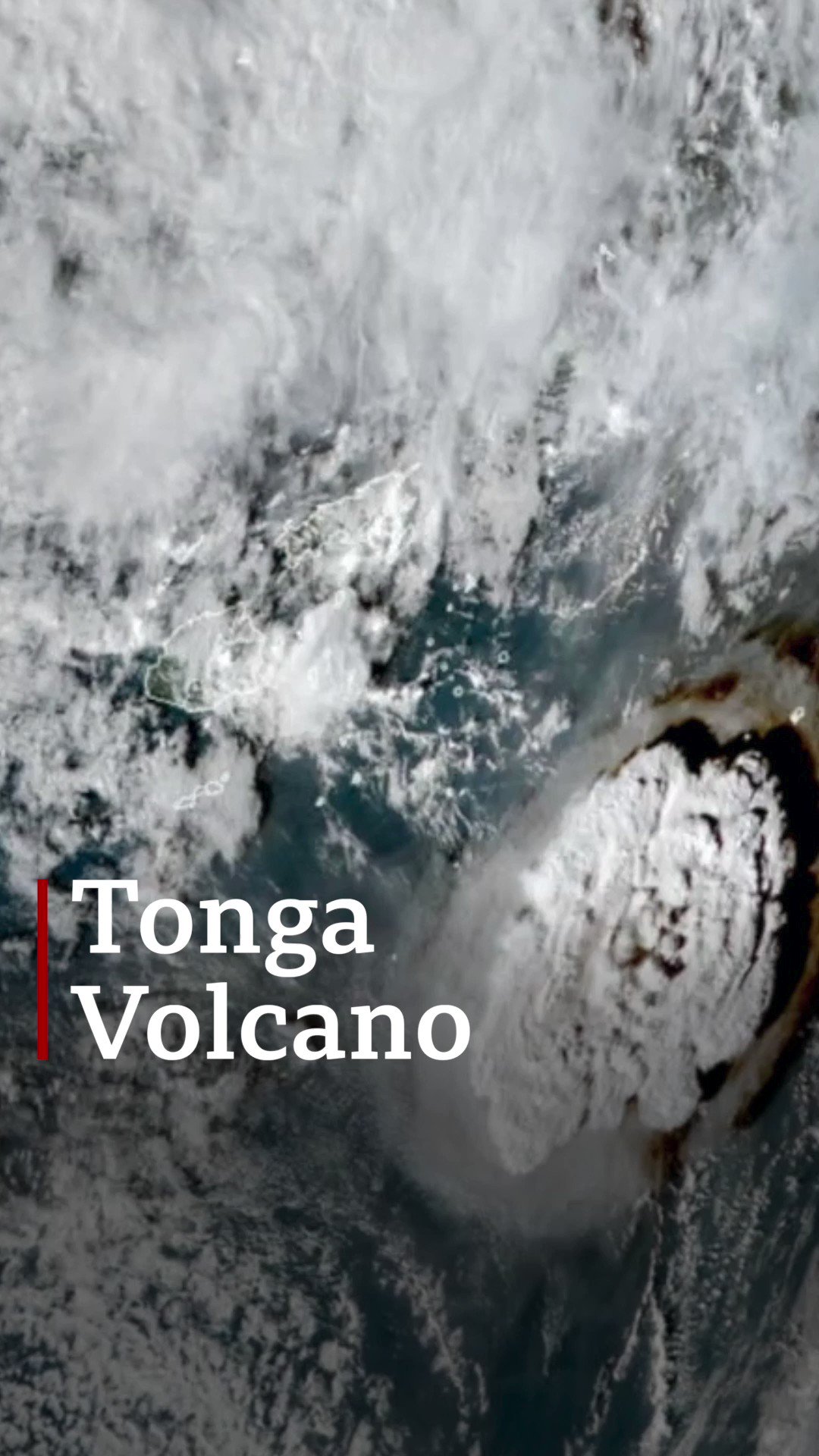 These satellite images show the volcanic eruption in Tonga that's